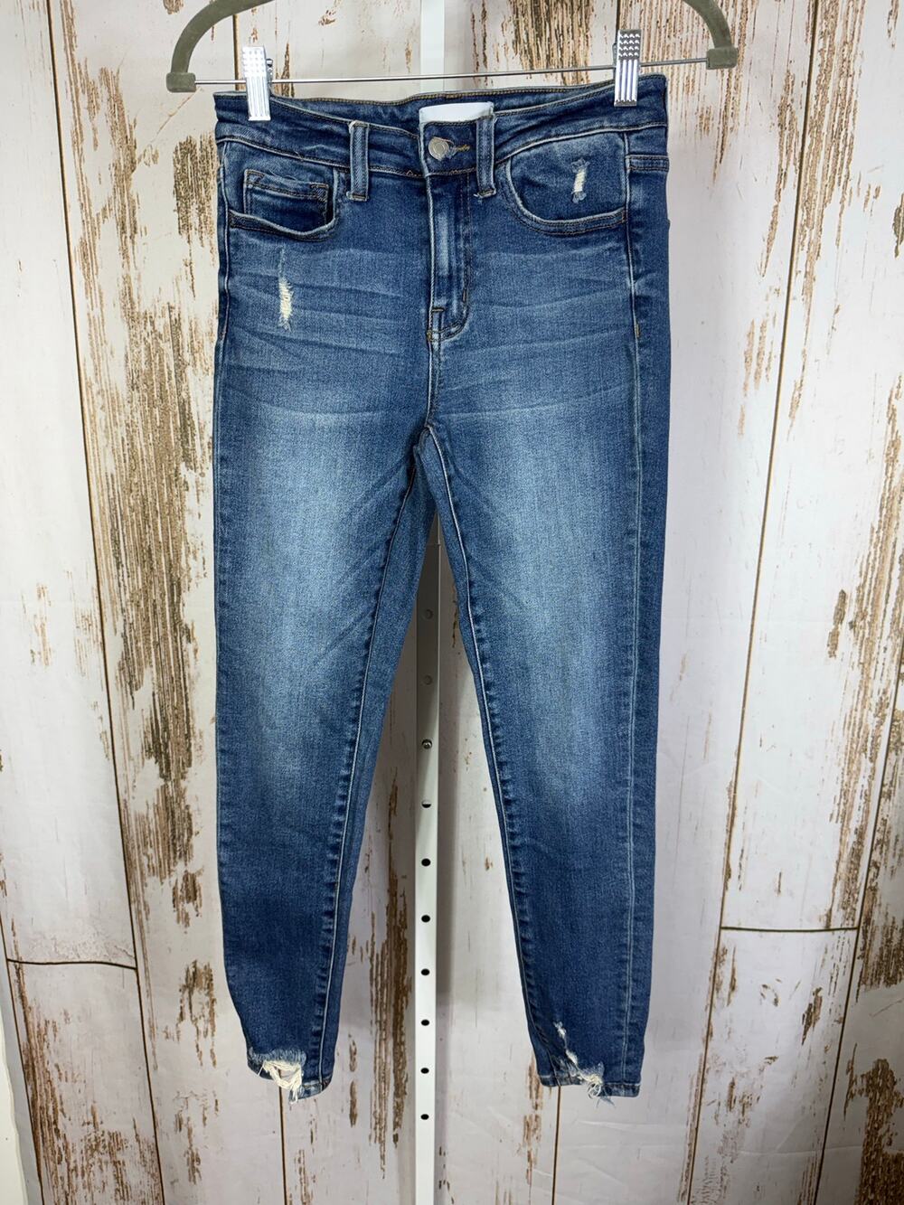 Vervet, Mid Rise Skinny Jeans Distressed Hem. Size 26. Excellent condition!